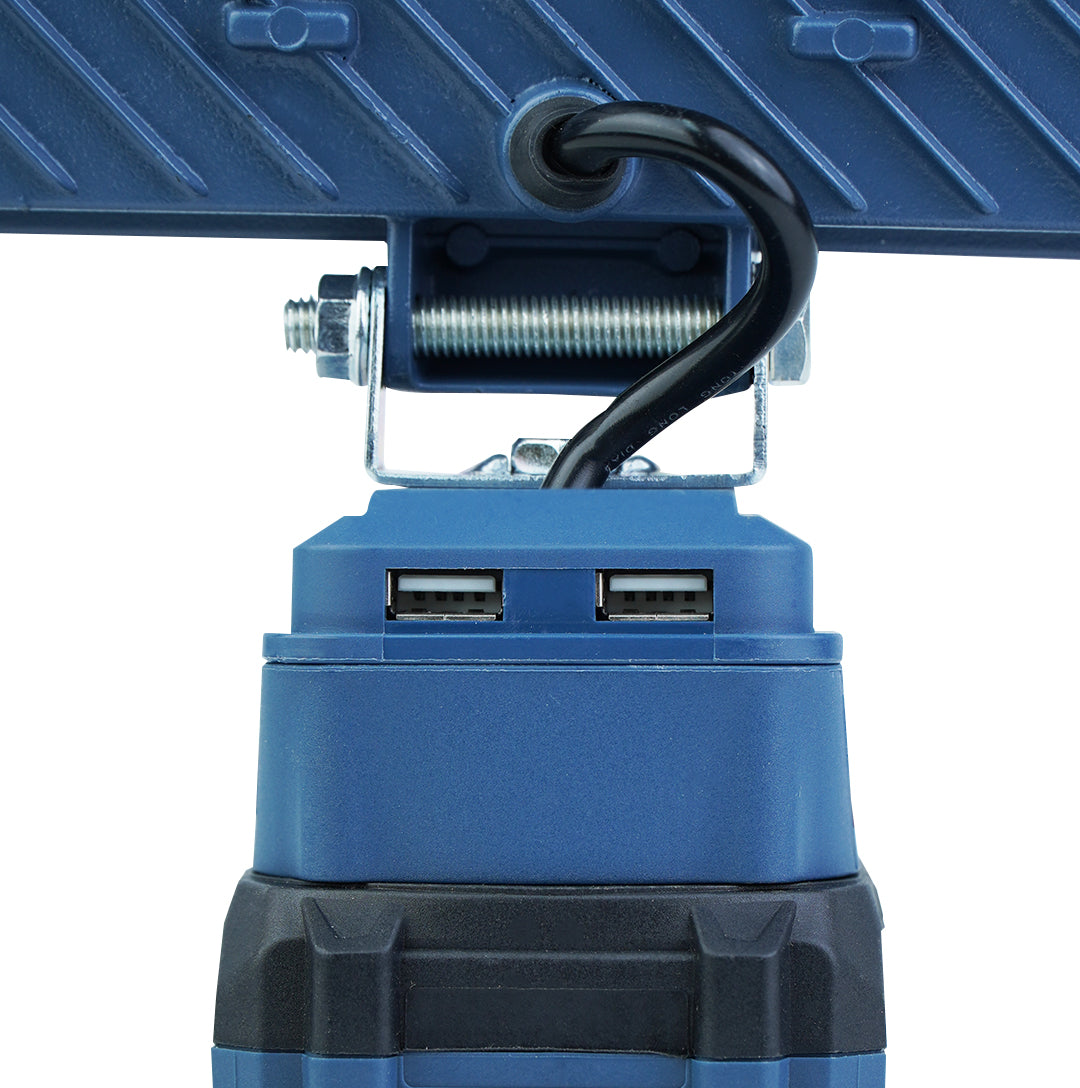 ไฟฉายสปอร์ตไลท์ไร้สาย 8 นิ้ว  (CORDLESS FLASHLIGHT) SCLF-905